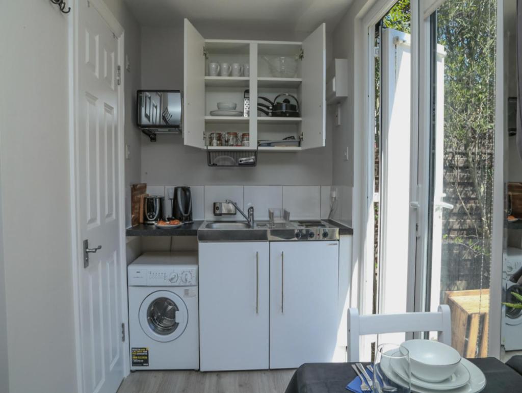 Stayzo - Crofton Park - Refurbished *