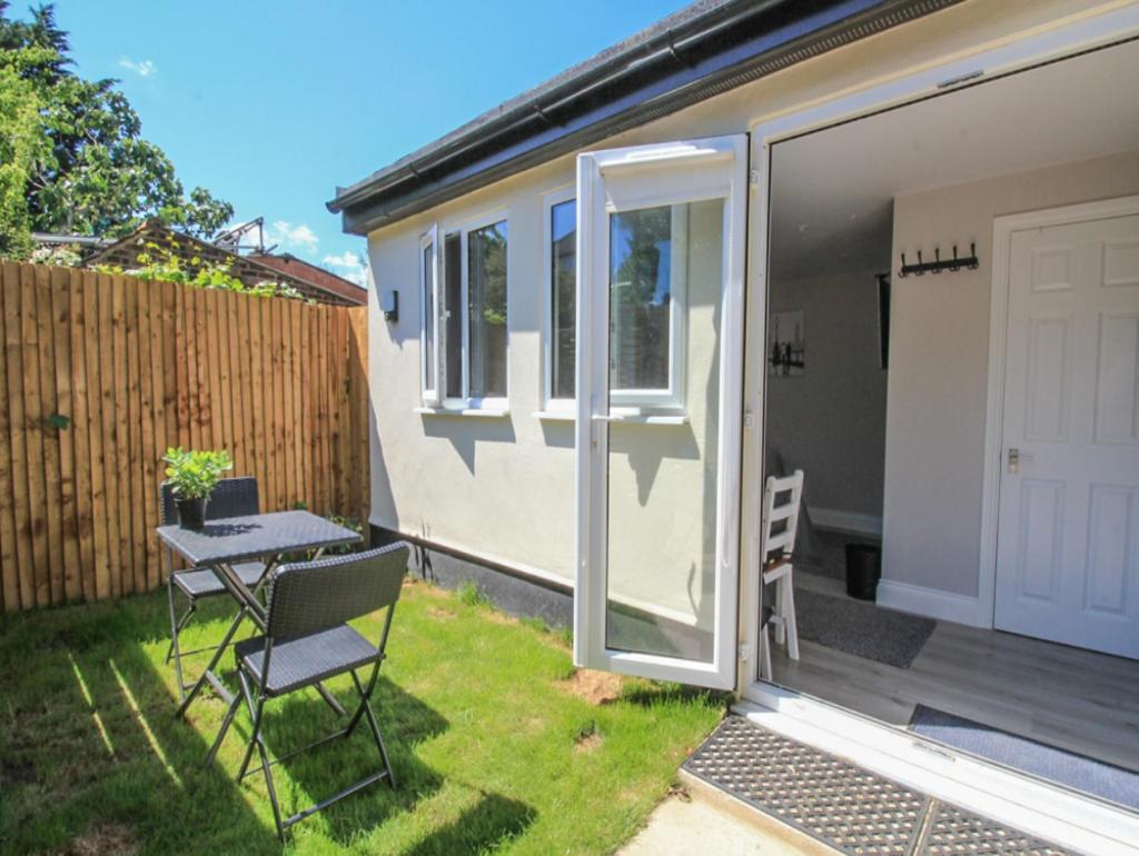Stayzo - Crofton Park - Refurbished London